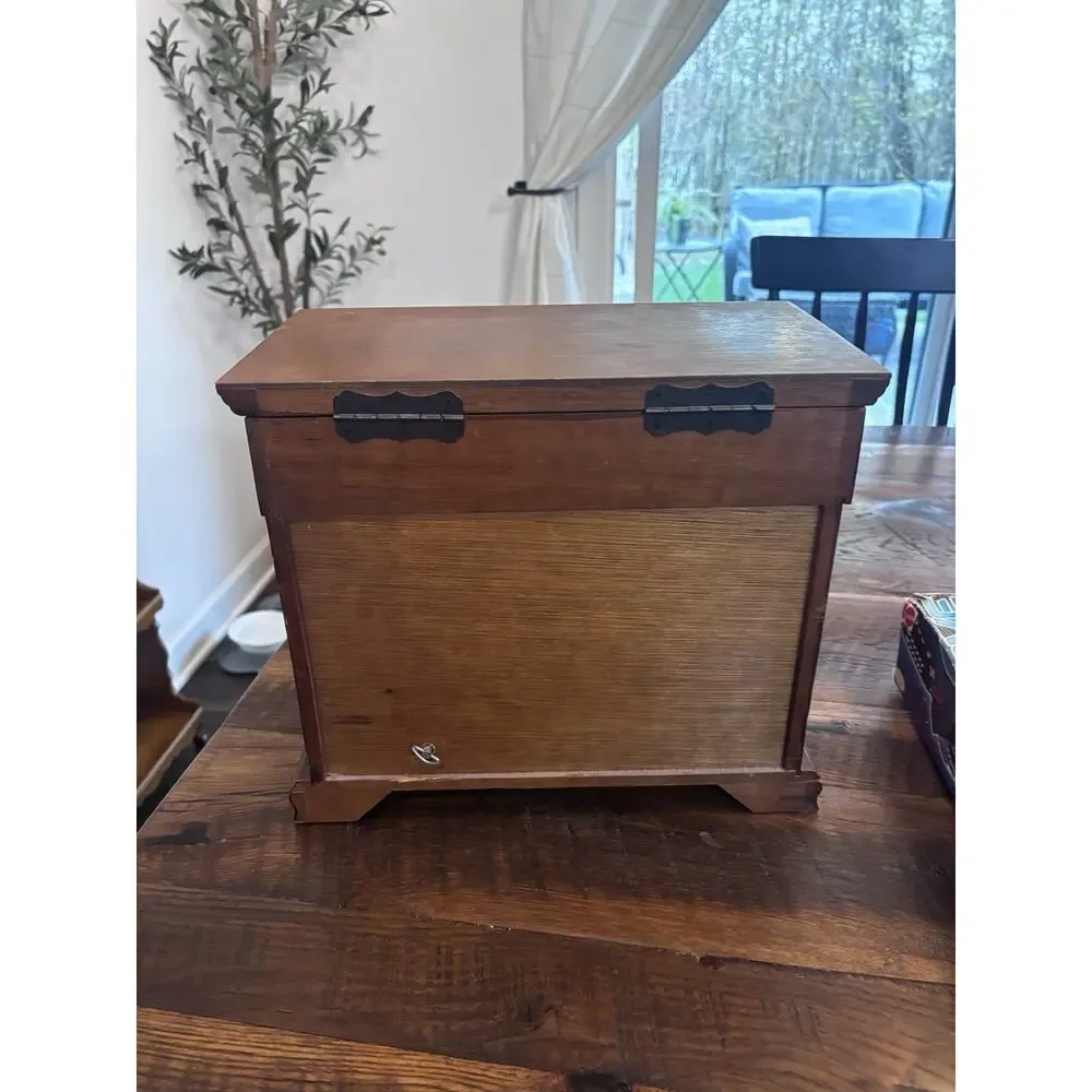 Vintage MCM Musical Jewelry Box 11